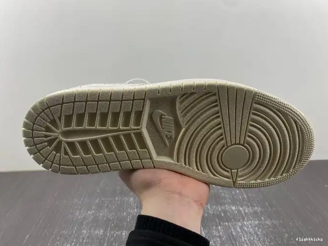 OG Low Travis Jordan Scott DM7866-601 x 1 Air 0524
